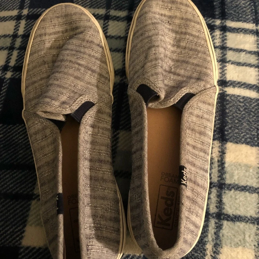 Keds Slip On Shoes - Picture 2 of 7